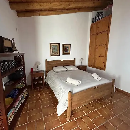 Charming House With Mountain Views In Holiday home Alajar